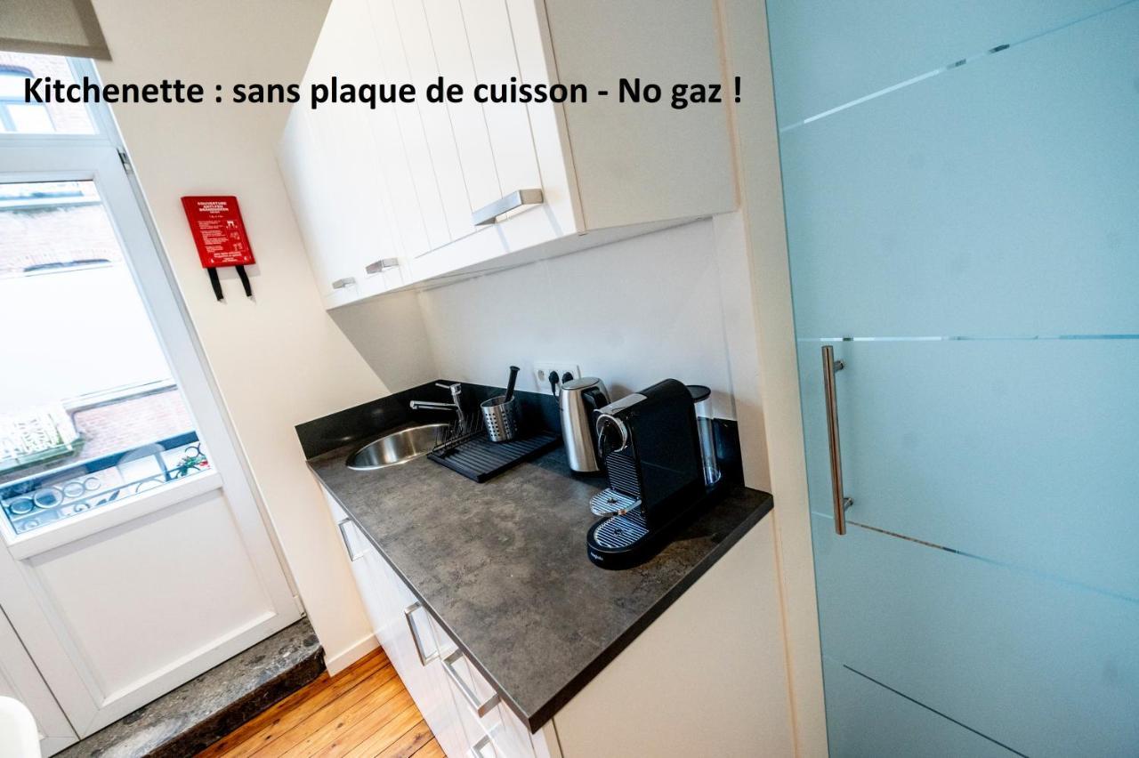 Les Gites Du Palais Dinant Exteriör bild