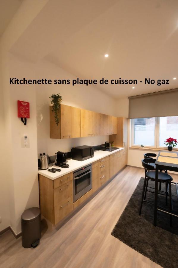 Les Gites Du Palais Dinant Exteriör bild